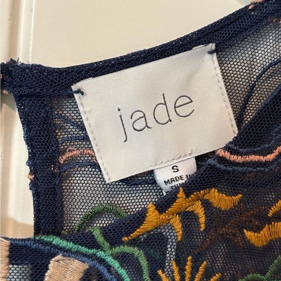 Nwt Johnny Was
Nova Paneled Midi-Dress Embroidered Del Mar Navy - Picture 7 of 11